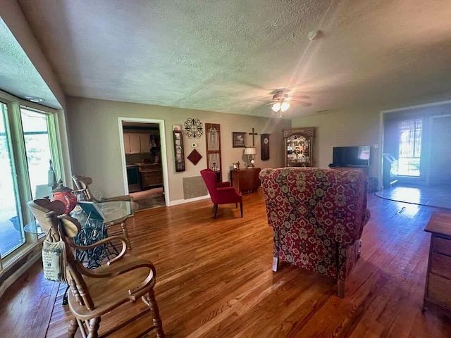 4621 Boyd Ave, Groves, TX 77619 - photo 7