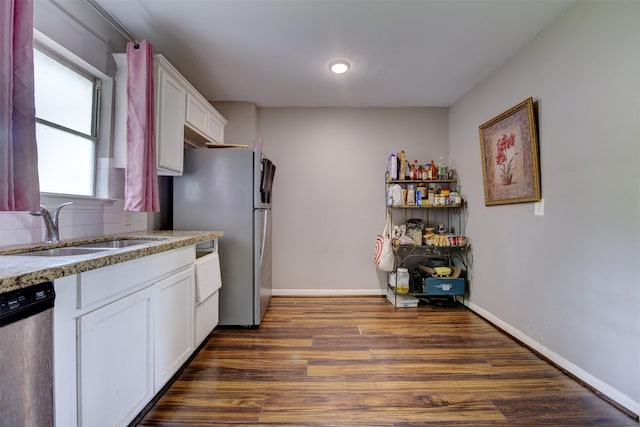 908 W Lobit St, Baytown, TX 77520 - photo 18