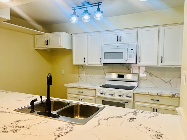 8814 Beau Monde Dr, Houston, TX 77099 - photo 6