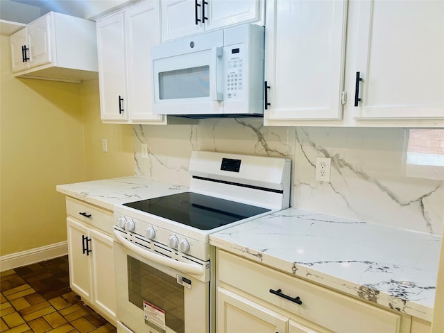 8814 Beau Monde Dr, Houston, TX 77099 - photo 7