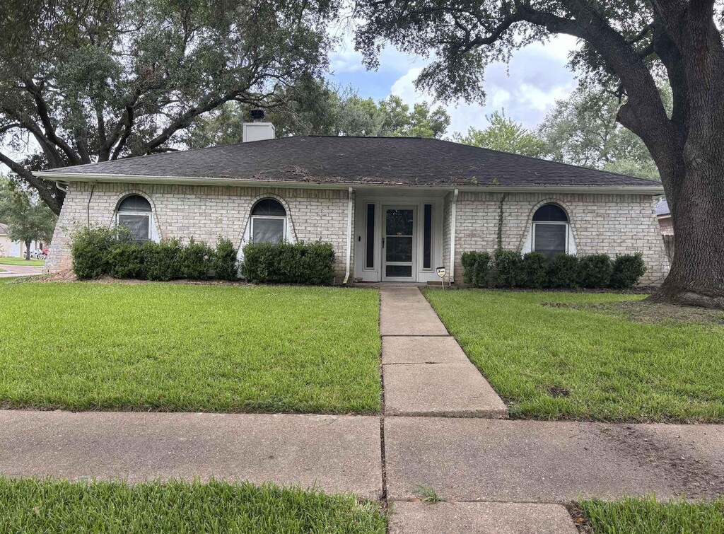 16303 Townes Rd, Friendswood, TX 77546 - photo 1
