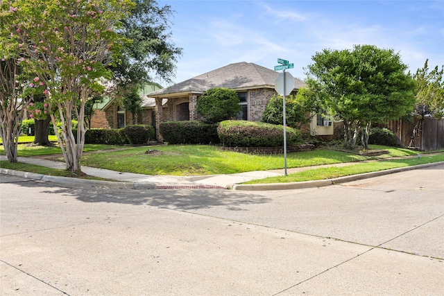 2103 Timberview Dr, Mesquite, TX 75149 - photo 2