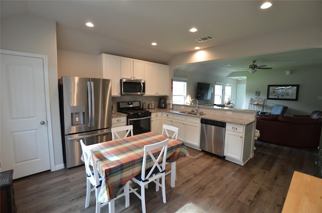 2244 Raider Dr, Conroe, TX 77301 - photo 4