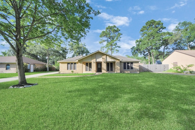 16126 Forecastle St, Crosby, TX 77532 - photo 2