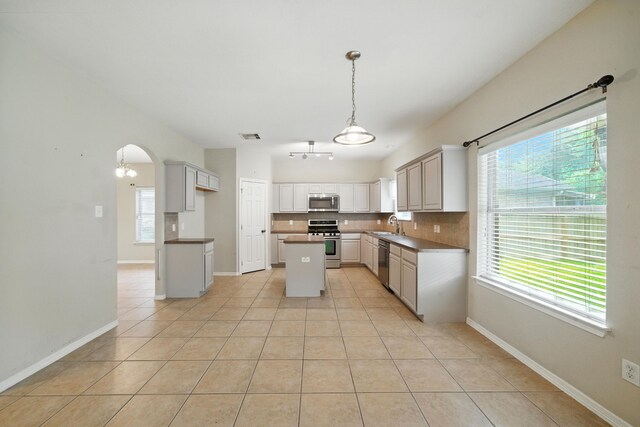 1016 Jefferson St, Alvin, TX 77511 - photo 6