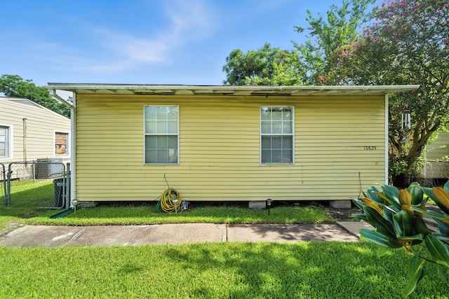 10629 Flaxman St, Jacinto City, TX 77029 - photo 2