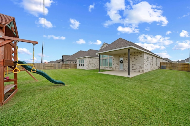 11823 Oakwood Dr, Mont Belvieu, TX 77535 - photo 37