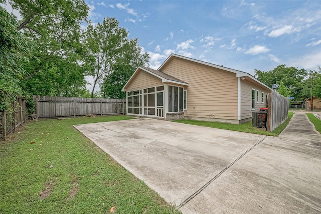 213 W Murrill St, Baytown, TX 77520 - photo 36