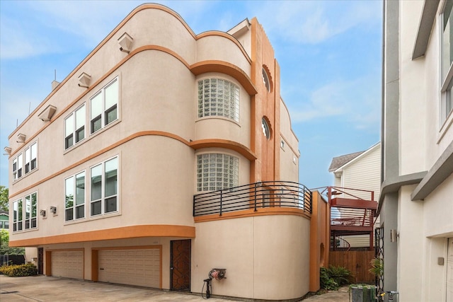 1324 Fairview Ave, Houston, TX 77006 - photo 2