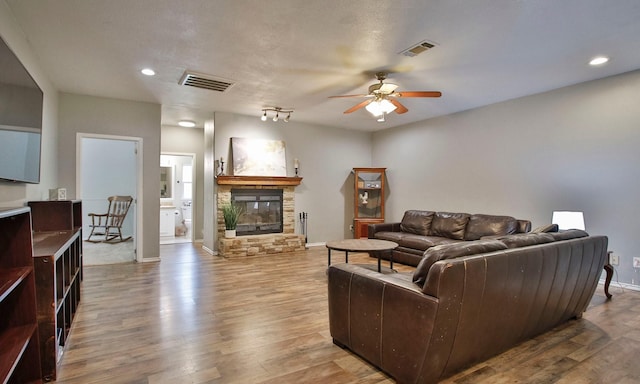 1784 Greenbelt Dr, Cleveland, TX 77328 - photo 8