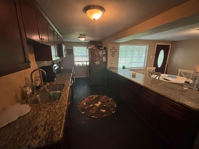10626 Waukegan Rd, Conroe, TX 77306 - photo 4
