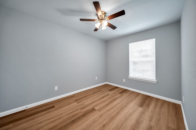 5822 Beldart St, Houston, TX 77033 - photo 10