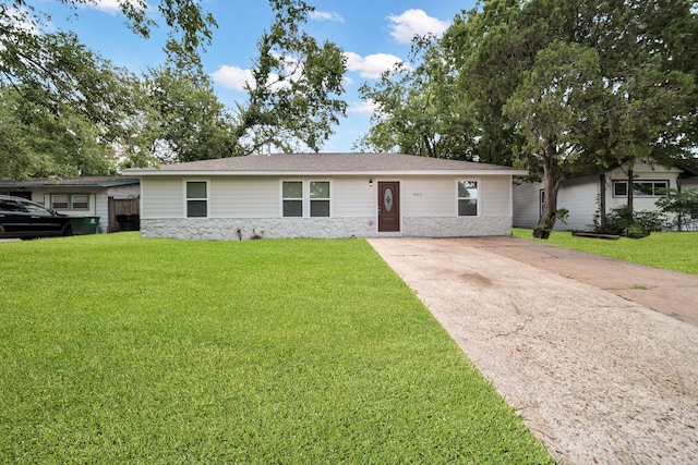 5822 Beldart St, Houston, TX 77033 - photo 1
