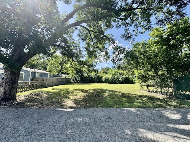 102 Frazier St, Terrell, TX 75160 - photo 1