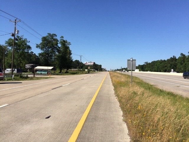18496 US Highway 59, New Caney, TX 77357 - photo 6