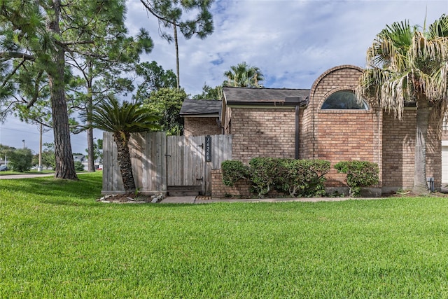 16266 Seahorse Dr, Houston, TX 77062 - photo 1