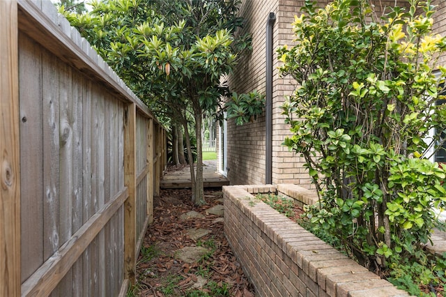 16266 Seahorse Dr, Houston, TX 77062 - photo 4