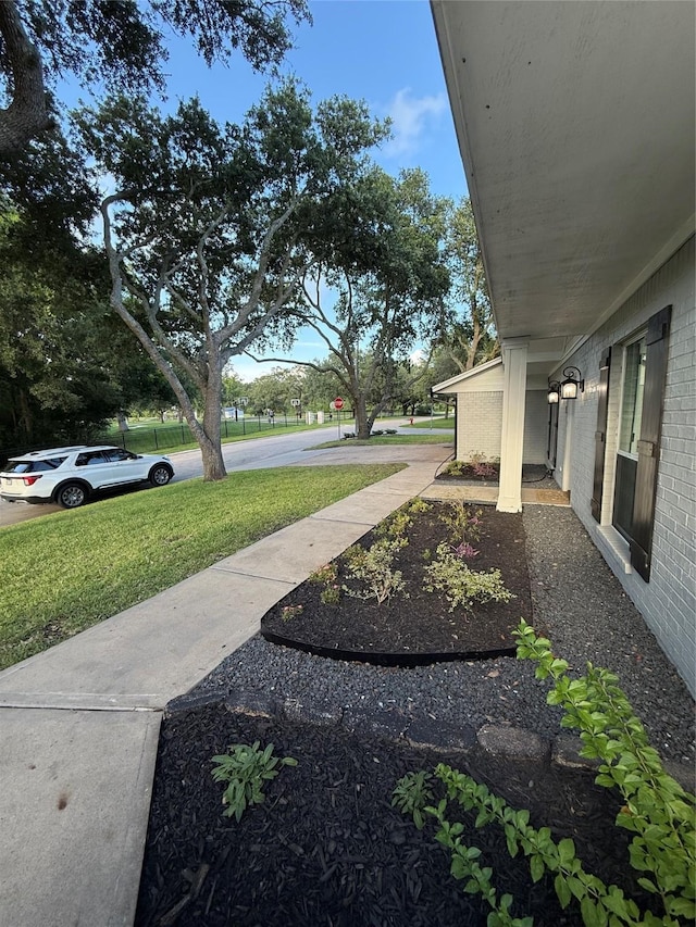 4107 Oak Ridge Dr, Mont Belvieu, TX 77523 - photo 2