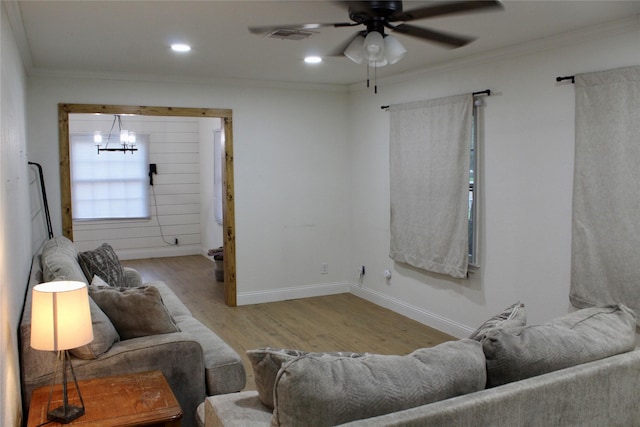 716 E Miller St, Angleton, TX 77515 - photo 10