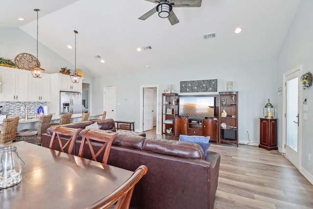 989 Meynig Dr, Crystal Beach, TX 77650 - photo 6