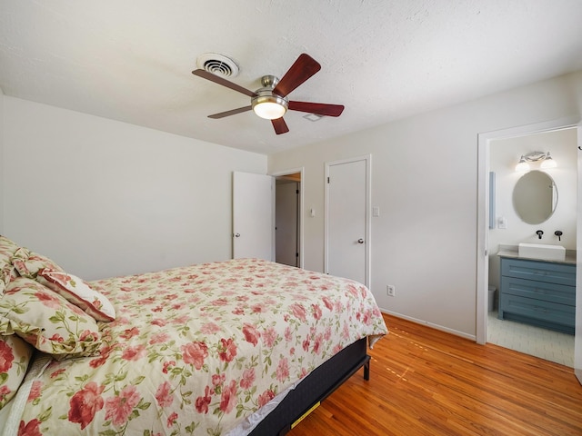 9543 Weatherwood Dr, Houston, TX 77080 - photo 16