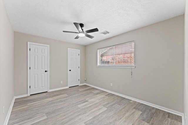16219 Cavendish Dr, Houston, TX 77059 - photo 20