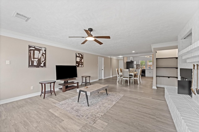 16219 Cavendish Dr, Houston, TX 77059 - photo 6