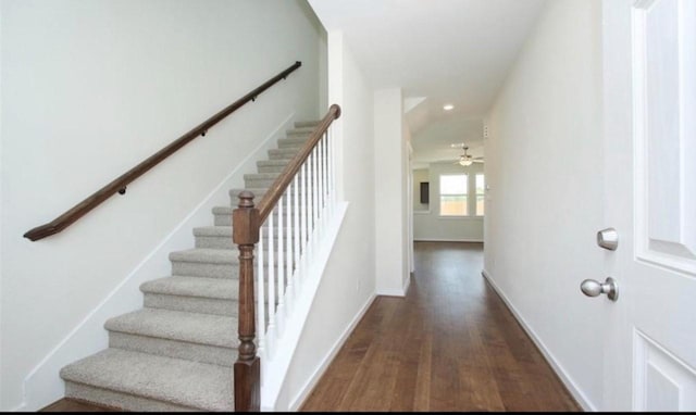 208 Lisa Marie Dr, Angleton, TX 77515 - photo 2