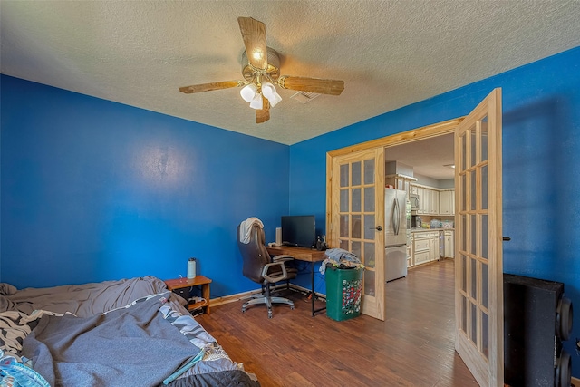 109 Fox Hollow St, Baytown, TX 77521 - photo 22