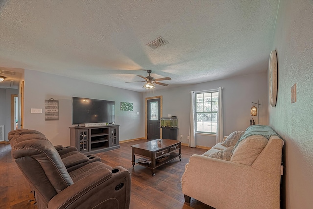 109 Fox Hollow St, Baytown, TX 77521 - photo 12