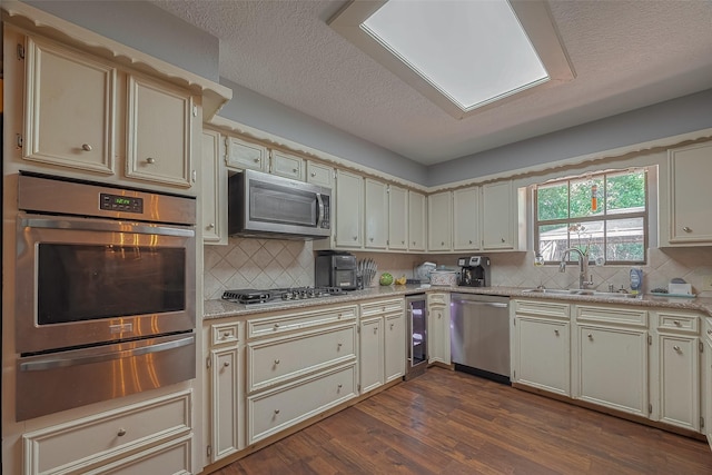 109 Fox Hollow St, Baytown, TX 77521 - photo 17