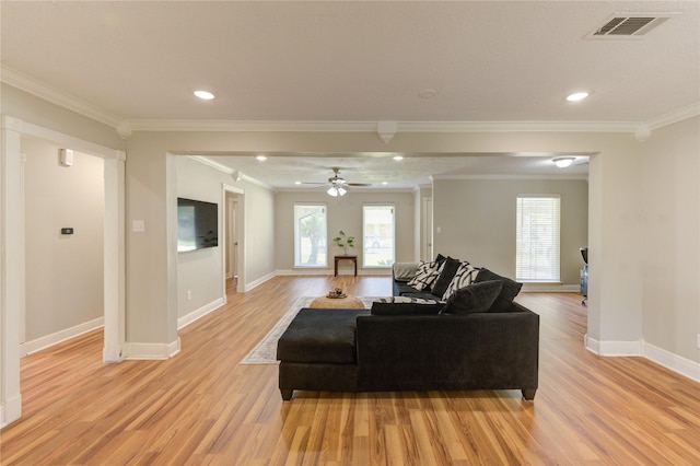 4738 Kingfisher Dr, Houston, TX 77035 - photo 4