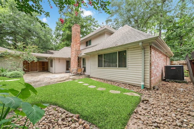 13 Woodhaven Wood Dr, The Woodlands, TX 77380 - photo 31