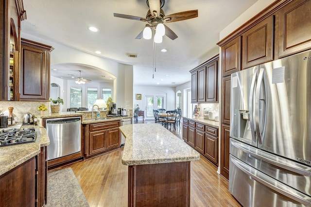 9051 Forest Cliff Ct, Conroe, TX 77302 - photo 10