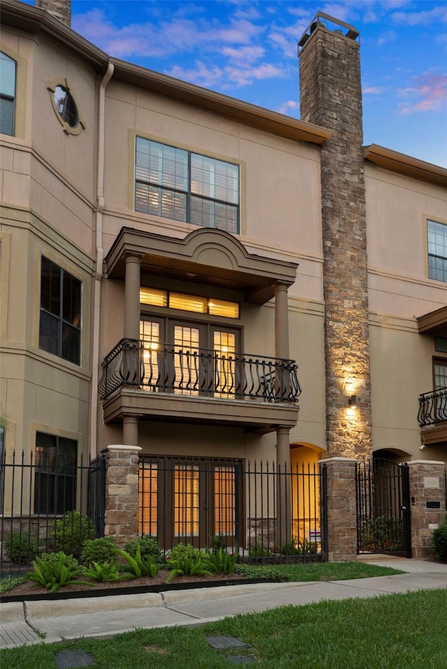 2403 Commonwealth St, Houston, TX 77006 - photo 1