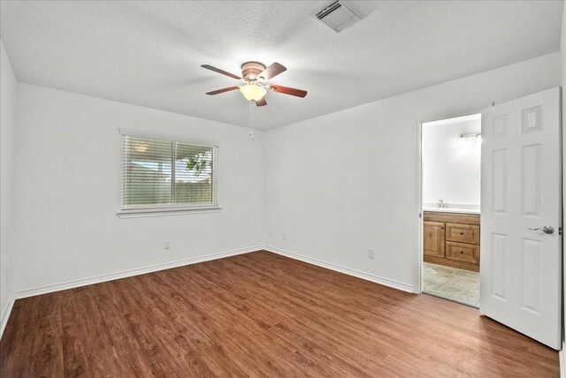 5504 Thistle Dr, Dickinson, TX 77539 - photo 12