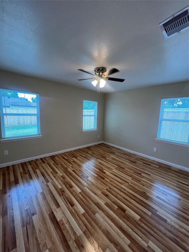 7613 Lady St, Houston, TX 77021 - photo 12