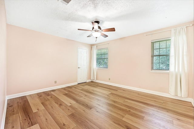 716 Penn Dr, Friendswood, TX 77546 - photo 26