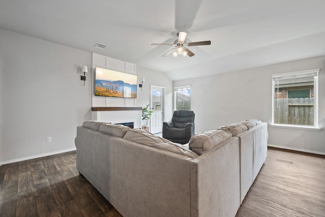 3926 Hybrid Ct, Baytown, TX 77521 - photo 10
