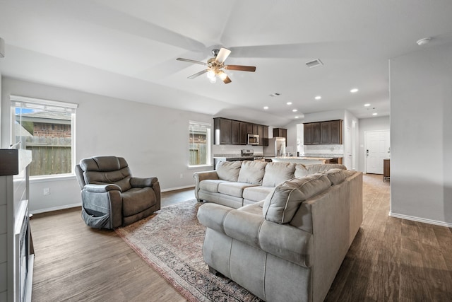 3926 Hybrid Ct, Baytown, TX 77521 - photo 11