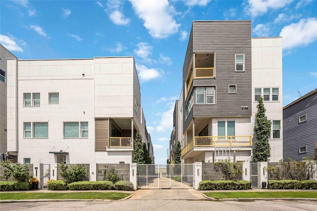 1211 Hickory St Unit E, Houston, TX 77007 - photo 2