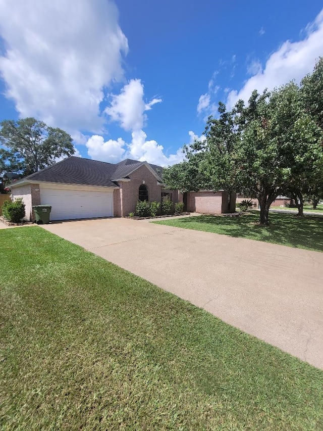 121 Regal Ln, Liberty, TX 77575 - photo 2