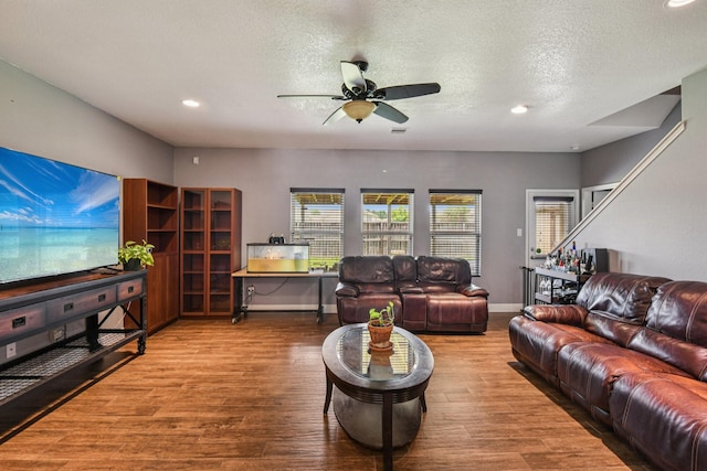 1226 Newsome Glenn Dr, Houston, TX 77090 - photo 7