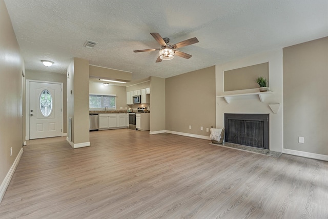1109 E Red Cedar Cir, The Woodlands, TX 77380 - photo 17