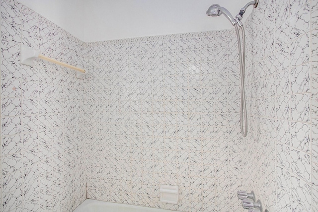9955 Kirkdale Dr, Houston, TX 77089 - photo 23