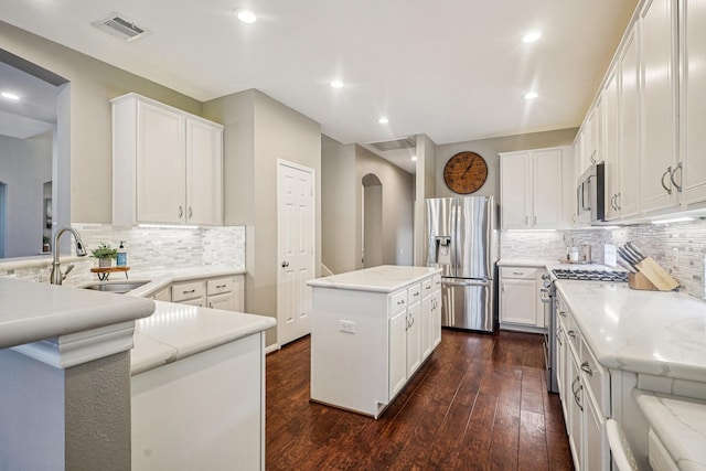 14718 Kings Head Dr, Houston, TX 77044 - photo 3