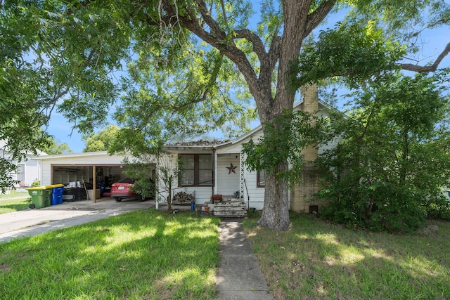 310 Darst St, Gonzales, TX 78629 - photo 1