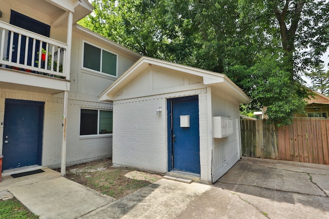 1312 W Adoue St, Alvin, TX 77511 - photo 12