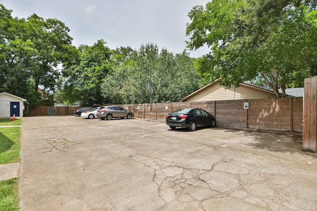 1312 W Adoue St, Alvin, TX 77511 - photo 15