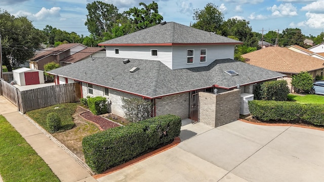 10514 Emnora Ln, Houston, TX 77043 - photo 1